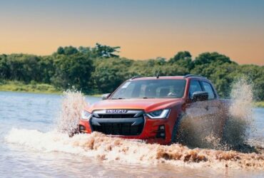 A Short And Sweet Review Of The Isuzu Mu-X  #beverlyhills #beverlyhillsmagazine #Isuzumu-x #safetyprecautions #Isuzu #luxuriousSUV #bevhillsmag