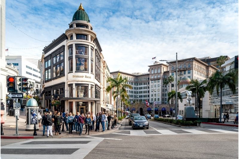 Accessible Days Out In Beverly Hills #beverlyhills #beverlyhillsmagazine #bevhillsmag #wheelchairfriendlyshoppingmall #physicaldisability #mobilityissues #peoplewithdisabilities #accessibledaysout