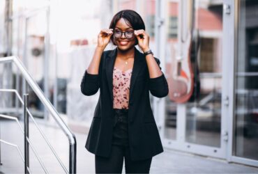 Achieve Elegance with these Essential Wardrobe Pieces  #beverlyhills #beverlyhillsmagazine #elegantwardrobe #satintrousers #effortlesslychiclook #cashmerescarf #achieveelegance
