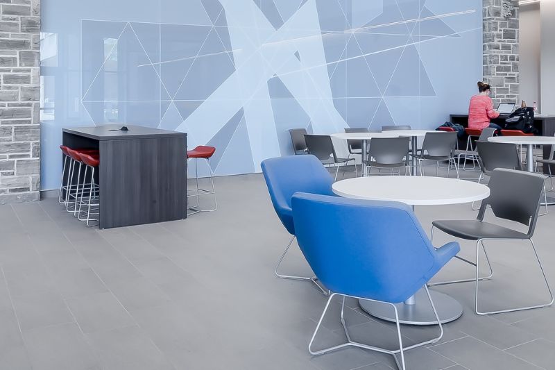 Acrylic Furniture: The Latest Trend in Transparent Acrylic Chairs Design #beverlyhills #beverlyhillsmagazine #modernhome #acrylicfurniture #declutteryourhome #acrylicproducts