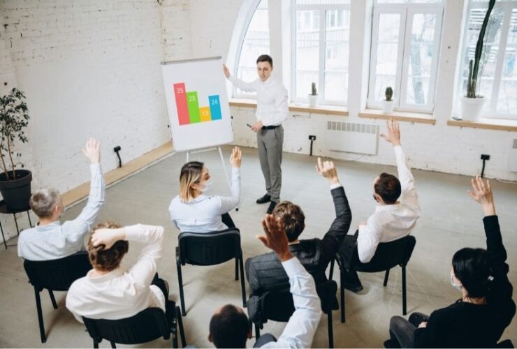 Advantages of Using Customer Training LMS #beverlyhills #beverlyhillsmagazine #customertraining #managementsoftware #managementsystem #algorithmcourse #goodcustomerexperience #bevhillsmag