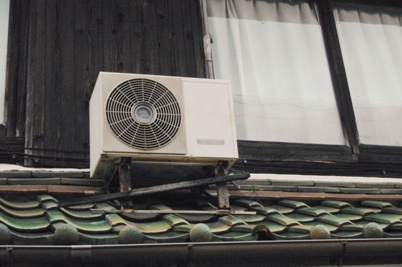 Air Conditioners – How to Choose the Best One #beverlyhills #beverlyhillsmagazine #airconditioners #acunit #coolingcapacity #typeofairconditioner #bevhillsmag