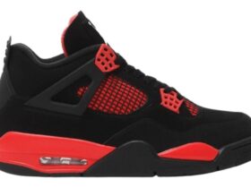 Air Jordan 4 Retro 'Red Thunder' Release #beverlyhills #beverlyhillsmagazine #airjordan4 #airjordan4retroredthunder #jordanbrand #airjordanshoes #michaeljordan #retroholidaylineup