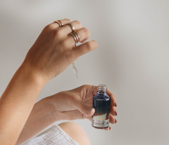 All You Need to Know About the Benefits of Using Peptides #beverlyhills #beverlyhillsmagazine #peptides #benefitsofpeptides #fitnessenthusiasts #musclegrowth #skinhealth #healthyglow