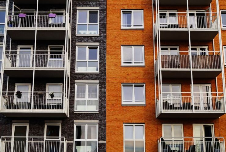 Apartment Hunting? Keep These 6 Things in Mind #beverlyhills #beverlyhillsmagazine #apartmenthunting #searchingforanapartment #choosinganapartment