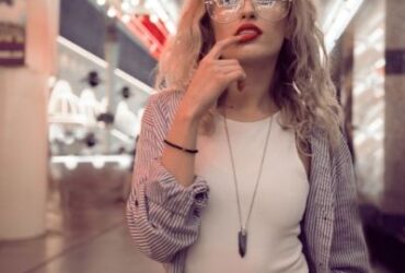 Beauty Is In The Eye Of The Beholder #beverlyhills #beverlyhillsmagazine #bevhillsmag #lookingbeautiful #beauty #self-confidence #self-esteem #eatright #exerciseroutine #propersleep #keepyourbodyhealthy