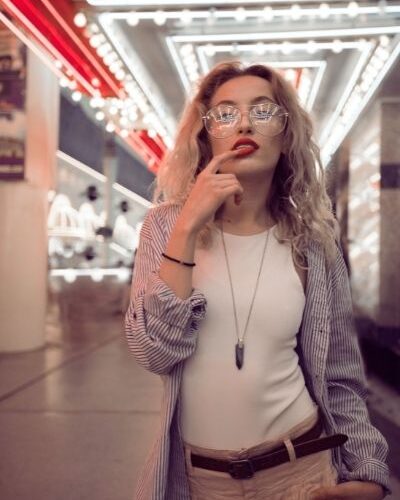 Beauty Is In The Eye Of The Beholder #beverlyhills #beverlyhillsmagazine #bevhillsmag #lookingbeautiful #beauty #self-confidence #self-esteem #eatright #exerciseroutine #propersleep #keepyourbodyhealthy