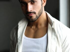 5 Must-Have Features of the Perfect Inner Vest For Men #InnerwearVest, #MensVest, #BestVestForMen, #CottonVest, #GymVest, #WorkInnerwear, #MensInnerwear, #ComfortableVest, #Baniyan, #MensDailyWear