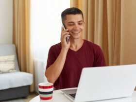 Best Topics for Online Conversations with Girls #beverlyhills #beverlyhillsmagazine #bevhillsmag #onlineconversations #topicofconversations #topicofdialogue #singleladies