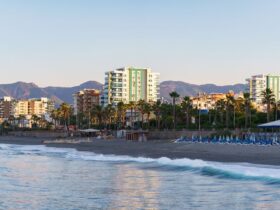 Beverly Hills Price Tag? Where to Live When You Work in the 90210 #beverlyhills #beverlyhillsmagazine #beverlyhillspricetag #beautiflubeaches #lifestyle #luxury