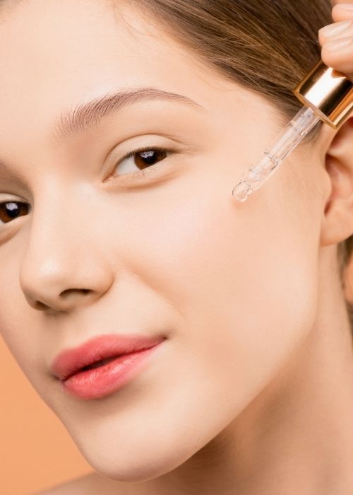 Beverly Hills Top Aesthetic Trends To Refresh Your Look #beverlyhills #beverlyhillsmagazine #cosmeticprocedures #aestheticprocedure #non-invasiveprocedure #plasticsurgeon #celebrities #bevhillsmag