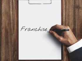 Brokers, Should You Start Your Own Firm or Franchise? #beverlyhillls #beverlyhillsmagazine #bevhillsmag #brokers #franchise #franchisee #brokeragefirm #successfulbusiness #businesslocation #brokeragestart-up