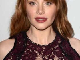 Hollywood Spotlight: Bryce Dallas Howard #hollywood #hollywoodspotlight #celebrity #celebrities #moviestars #movies #TVshows #famouspeople #beverlyhills #beverlyhillsmagazine #bevhillsmag #brycedallashoward