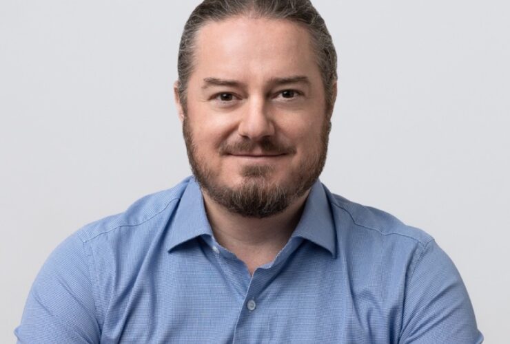 Sylvain Horwood: Illuminating Wellness with Natural Sun Care  #BeverlyHills #BeverlyHillsMagazine #BevHillsMag #NewPodcasts #Podcasts #PodcastInterviews #Business #BusinessLeaders #NaturalHealth #SunCare