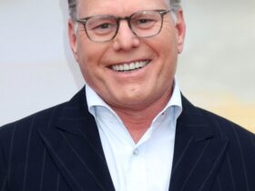 Simon Wiesenthal Center Honors David Zaslav at 2025 Humanitarian Gala #DavidZaslavAward, #SWCHumanitarian, #FightAntisemitism, #StorytellingImpact, #JewishHeritage, #MedalOfValor, #ToleranceGala