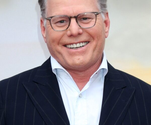  Simon Wiesenthal Center Honors David Zaslav at 2025 Humanitarian Gala #DavidZaslavAward, #SWCHumanitarian, #FightAntisemitism, #StorytellingImpact, #JewishHeritage, #MedalOfValor, #ToleranceGala