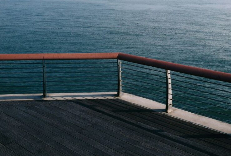 Cable Railing: Weighing the Pros Against the Cons #beverlyhills #beverlyhillsmagazine #prosofcablerailings #woodenrailings #cablerailing