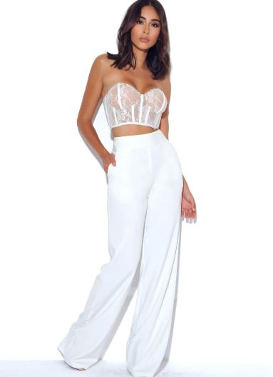 Cream Wide Leg Trousers. BUY NOW!!! #fashion #style #beverlyhills #shopstyle #beverlyhillsmagazine #bevhillsmag
