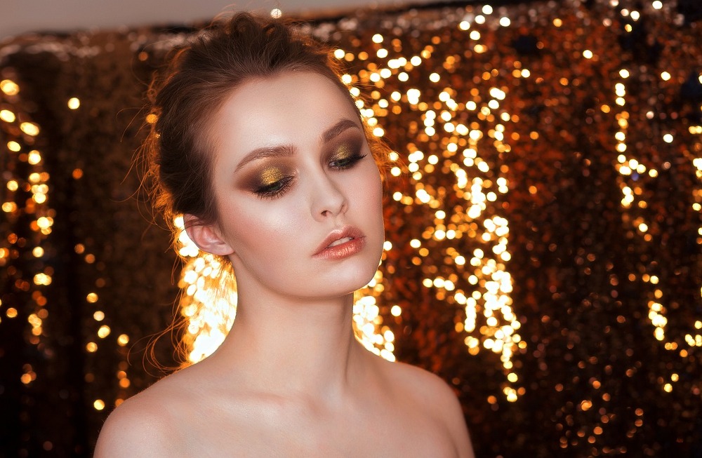 Fashion Tips For Glitter Eyeshadow & Sparkling Style #glitter #eyeshadow #glittereyeshadow #beauty #fashion #style