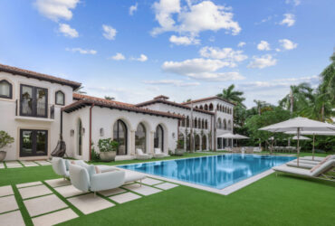 Beverly Hills Magazine Chers Mansion Celebrity Real Estate 1.jpg #beverlyhillsmagazine #luxuryrealestate #realestate #luxury