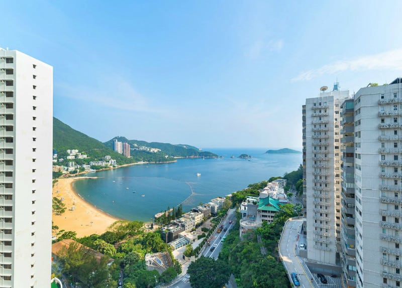 A #Luxury Apartment in Repulse Bay, Hong Kong #dream #homes #estates #beautiful #china #apartments #realestate #repulsebay #hongkong #mansions #homesweethome #luxuryhomes #dreamhomes #homesforsale #luxurylifestyle #beverlyhills #BevHillsMag