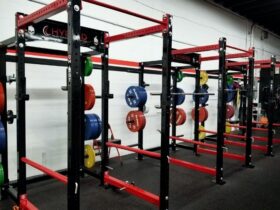 Comparison Between Half Rack, Full Power Rack, and Squat Rack #beverlyhills #beverlyhillsmagazine #bevhillsmag #fullpowerrack #halfrack #squatrack #personalfitness