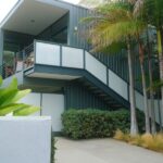 Container Homes: The Next Frontier of Luxury Living #beverlyhills #beverlyhillsmagazine #bevhillsmag #containerhomes #shippingcontainer #luxurylifestyle #luxuryhomes #dreamhome #sustainablehousingoption