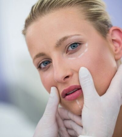 invasive cosmetic surgery. #beverlyhills #beverlyhillsmagazine #bevhillsmag #cosmeticsurgeries #invasivecosmeticsurgery #non-invasivesurgery #beautytips #cosmeticprocedure