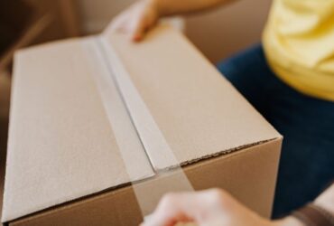 Dealing With Ecommerce Shipping Disasters #beverlyhills #beverlyhillsmagazine #bevhillsmag #customlaws #ecommercecompanies #ecommerceshoppingdisaster #shippingprocess