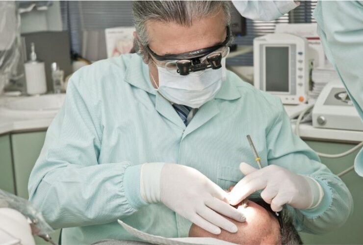 Dentistry History: Understanding the History of Dentistry #beverlyhills #beverlyhillsmagazine #bevhillsmag #dentistryhistory #dentaltechniques #dentist #surgeondentist #dentalchair #advanceddentistry