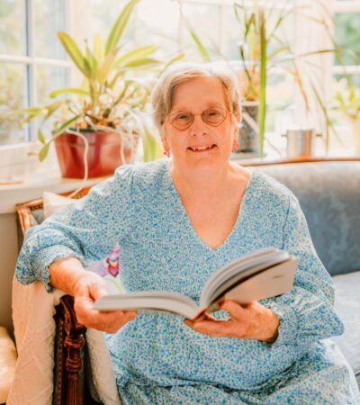 Dr. Gloria Vanderhorst: Healing Trauma with Compassion #MentalHealth, #TraumaHealing, #Psychology, #DrGloriaVanderhorst, #ReadReflectRespond, #Compassion, #EmotionalResilience