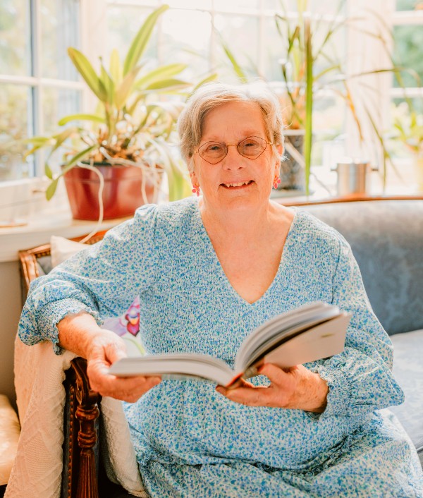 Dr. Gloria Vanderhorst: Healing Trauma with Compassion #MentalHealth, #TraumaHealing, #Psychology, #DrGloriaVanderhorst, #ReadReflectRespond, #Compassion, #EmotionalResilience