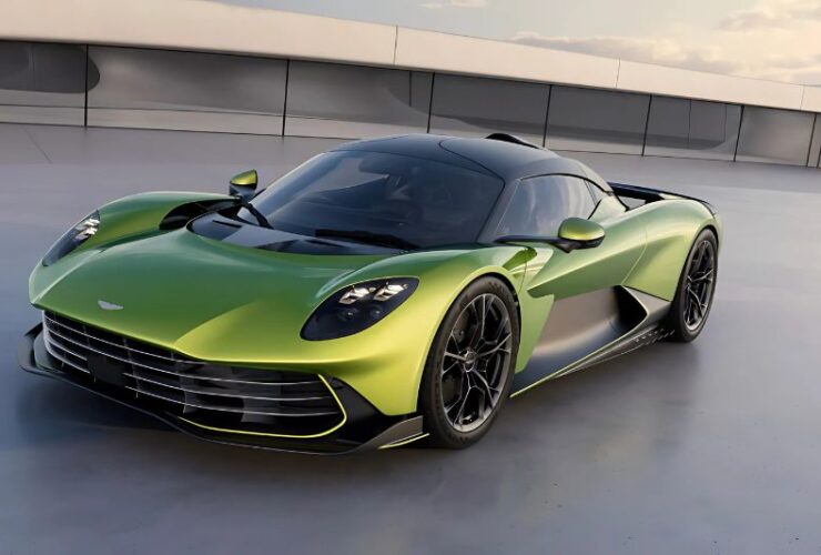 Aston Martin Valhalla #beverlyhills #beverlyhillsmagazine #bevhillsmag #astonmartin #astonmartinvalhalla #dreamcar #popularcarmagazine #carmagazine #coolcars #exoticcars #fastcars #supercars #sportscar #luxurycars