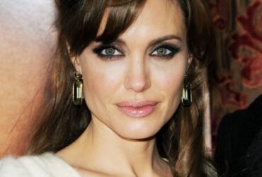 Hollywood Spotlight: Angelina Jolie #beverlyhills #beverlyhillsmagazine #bevhillsmag #celebrities #angelinajolie #moviestars