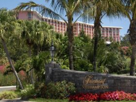 Fairmont Southampton Bermuda Luxury Resort: #beverlyhills #beverlyhillsmagazine #fairmontsouthamptonbermuda #bermuda #fairmonthotels #luxuryresorts #bucketlist #holidaydestinations #vacation #bevhillsmag