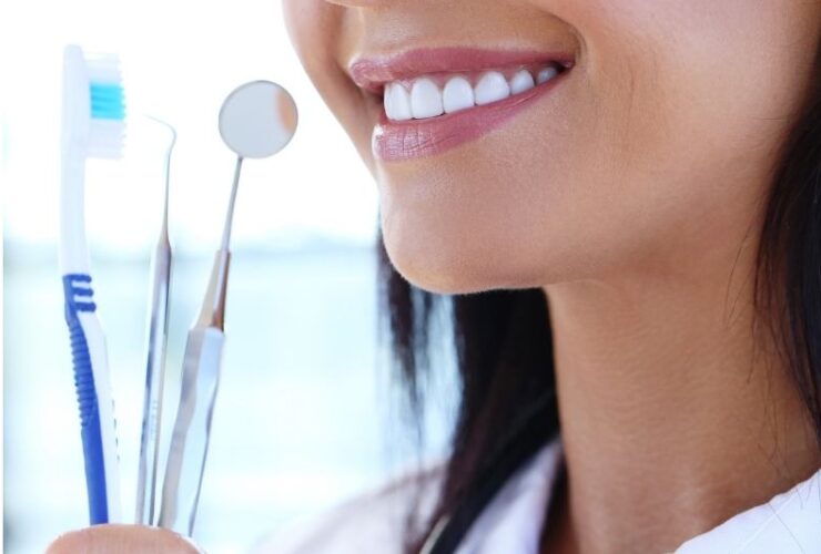 Fall Smile Refresh: Oral Health and Beauty Tips #beverlyhills #beverlyhillsmagazine #bevhills #oralhealth #healthysmile #healthymouth #dazzlingsmile #gumdiseases #deepcleaning #cosmeticfixes #routinecheckup