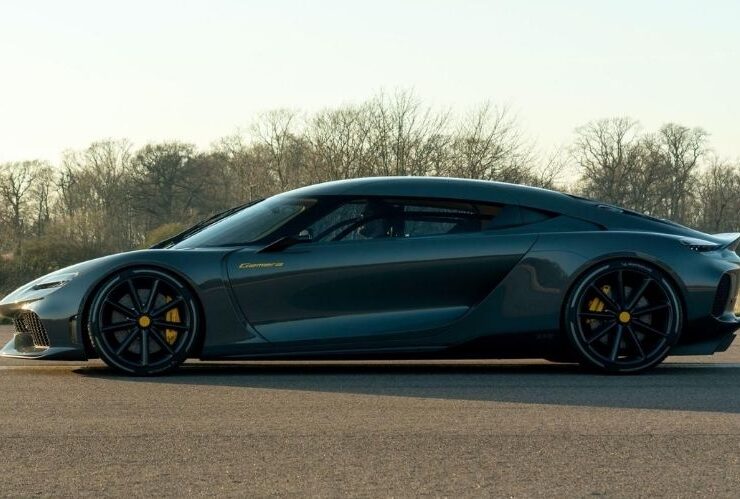 Family Friendly Fast Car: The Koenigsegg Gemera #beverlyhills #beverlyhillsmagazine #popularcarmagazine #koenigsegggemera #koenigsegg #gemera #fastcars #familycar #hypercar #sportscar #fastcar #luxurycar #dreamcar #coolcar #cars, #carmagazine #covid-19outbreak