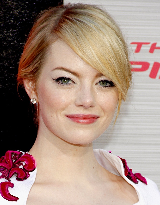 Hollywood Spotlight: Emma Stone #beverlyhills #hollywoodcelebrities #emmastone #beverlyhillsmagazine #moviestars #celebrities