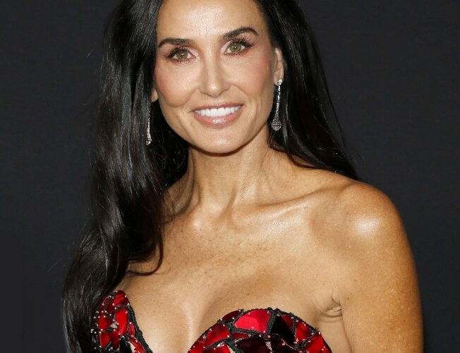 Hollywood Spotlight: Demi Moore #bevhillsmag #beverlyhillsmagazine #celebrities #moviestars #demimoore #hollywoodspotlight