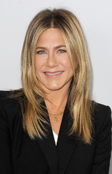 Celebrity of the Week: Jennifer Aniston #bevhillsmag #beverlyhillsmagazine #celebrities