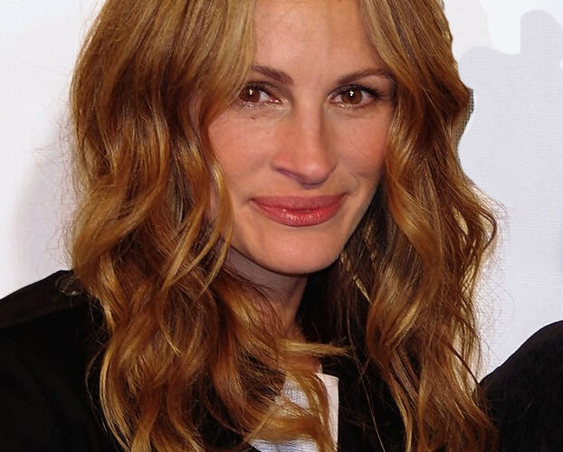 Julia Roberts #bevhillsmag #beverlyhillsmagazine #beverlyhills #celebrities #moviestars #hollywoodspotlight #celebrityspotlight #juliaroberts