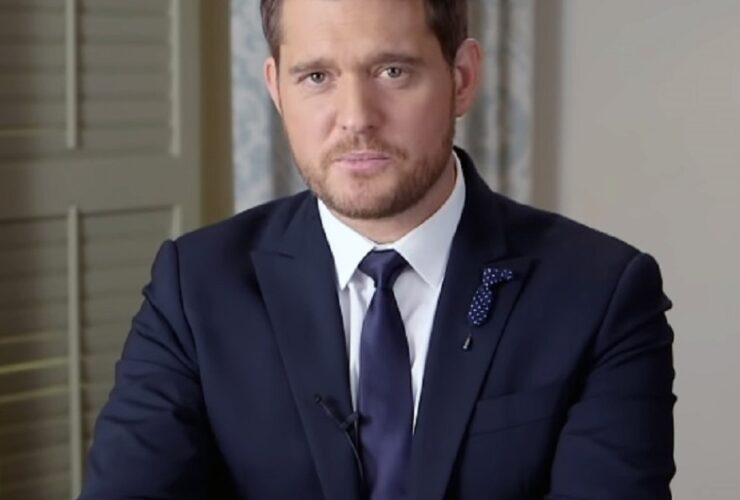 Michael Buble #bevhillsmag #beverlyhillsmagazine #beverlyhills #celebrities #moviestars #hollywoodspotlight #celebrityspotlight #michaelbuble