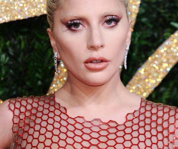 Lady Gaga #bevhillsmag #beverlyhillsmagazine #beverlyhills #celebrities #moviestars #hollywoodspotlight #celebrityspotlight #ladygaga