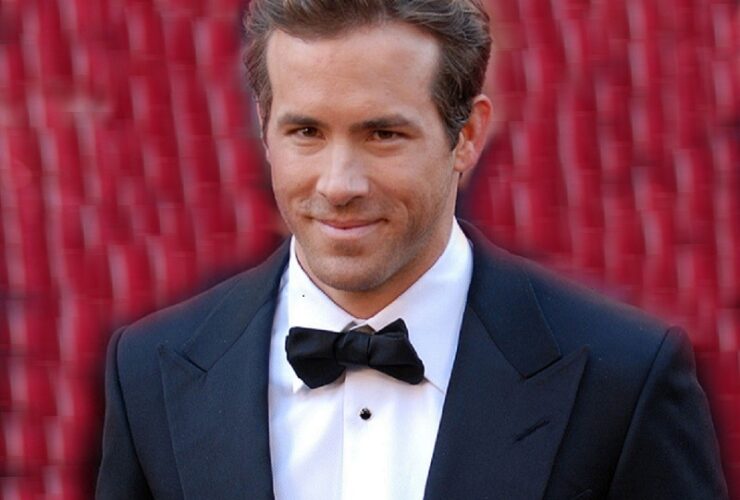 Ryan Reynolds #bevhillsmag #beverlyhillsmagazine #beverlyhills #celebrities #moviestars #hollywoodspotlight #celebrityspotlight #ryanreynolds