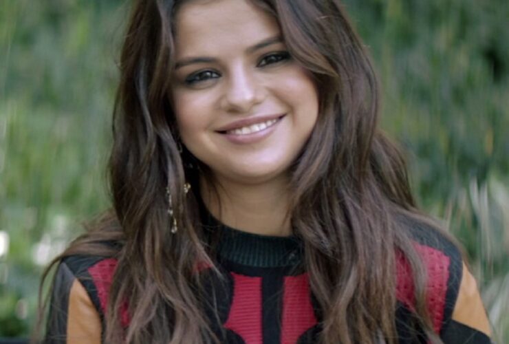 Selena Gomez #bevhillsmag #beverlyhillsmagazine #beverlyhills #celebrities #moviestars #hollywoodspotlight #celebrityspotlight #selenagomez