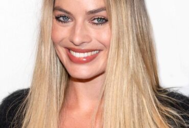 Hollywood Spotlight: Margot Robbie #moviestars #margotrobbie #holywood #celebrties #beverlyhills #beverlyhillsmagazine #bevhillsmag