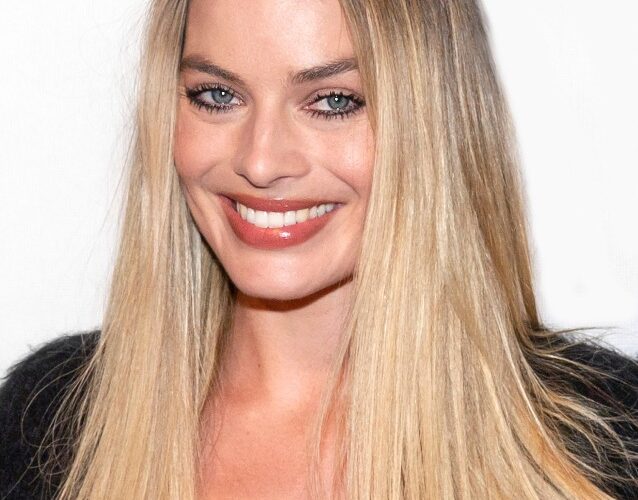 Hollywood Spotlight: Margot Robbie #moviestars #margotrobbie #holywood #celebrties #beverlyhills #beverlyhillsmagazine #bevhillsmag