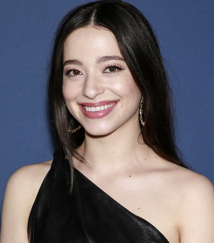 Mikey Madison: Shining Star in Hollywood #moviestars #beverlyhills #hollywood #oscarwinner #bevhillsmag #beverlyhillsmagazine