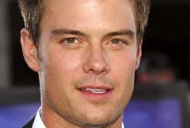 Josh Duhamel #bevhillsmag #beverlyhillsmagazine #beverlyhills #celebrities #moviestars #hollywoodspotlight #celebrityspotlight #joshduhamel