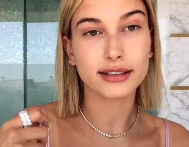 Beauty Tips For Glass Skin with Hailey Bieber's Rhode #haileybieber #rhode #glassskin #glassskinbeauty #beautyproducts #bevhillsmag #beverlyhills #beverlyhillsmagazine